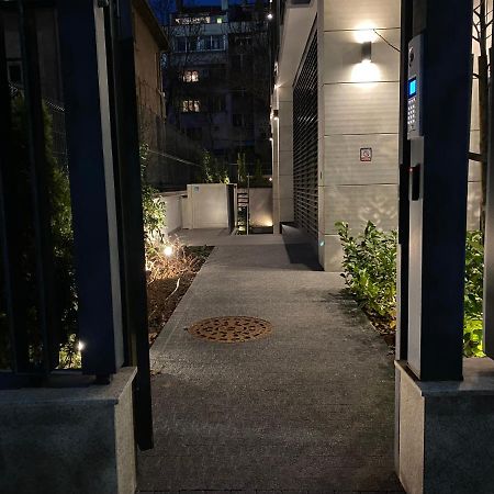 Dv13 Luxury Suite Sofia Center Bagian luar foto