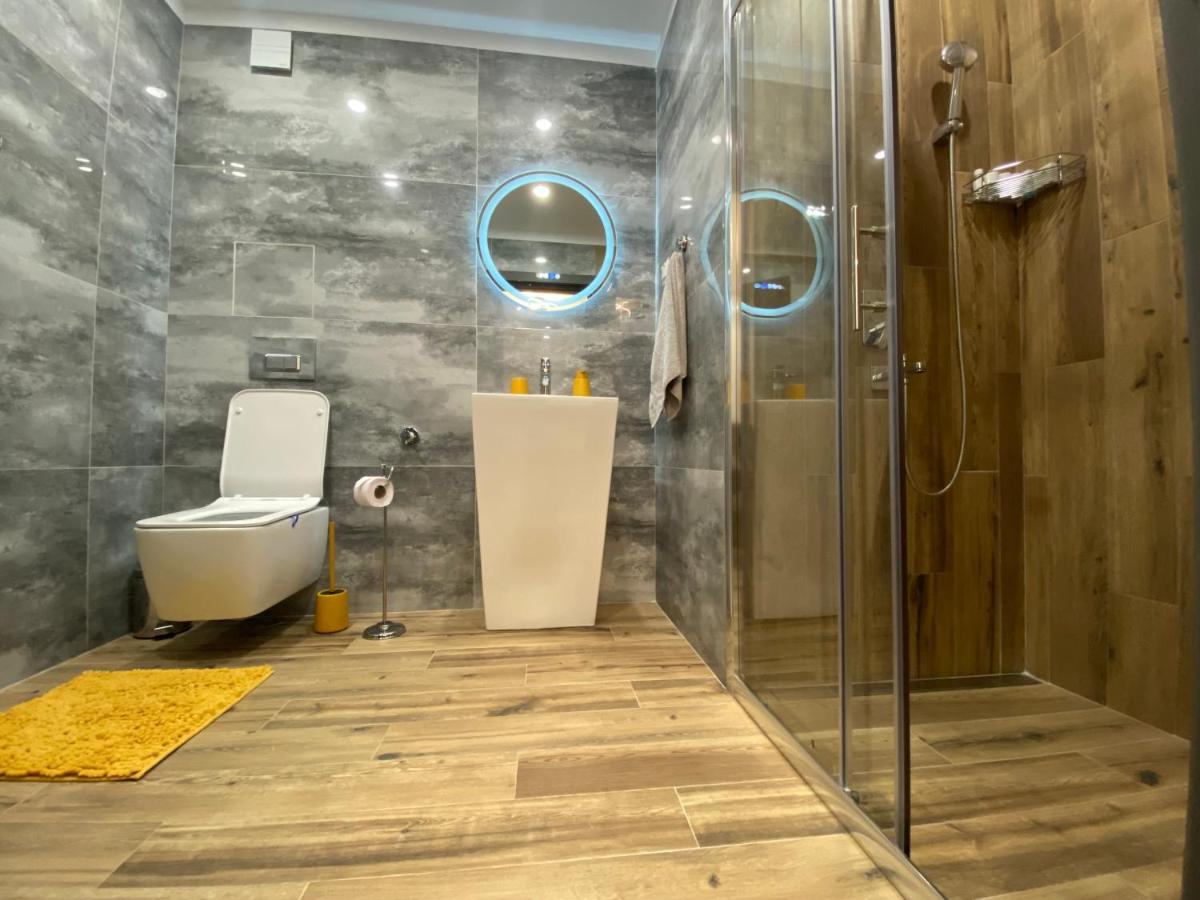 Dv13 Luxury Suite Sofia Center Bagian luar foto